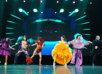 20. Pret-a-Porter (FS2024) 19.jpg